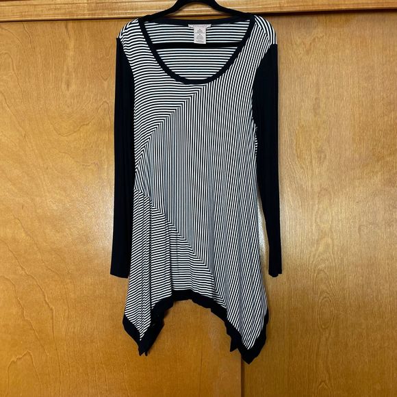 Philosophy Black White Striped Asymmetrical Tunic Size Medium - Picture 1 of 4